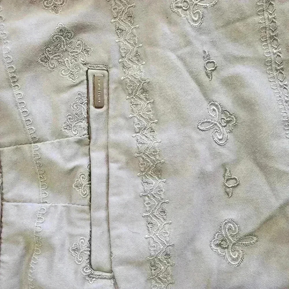 WHBM khaki shorts - Picture 5 of 5